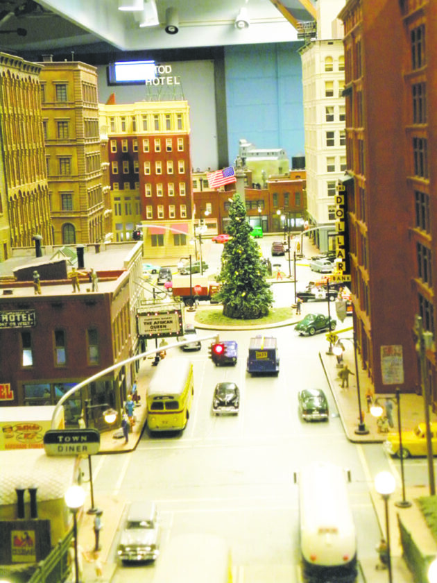 Chug into Youngstown’s past at extended model rail show News, Sports